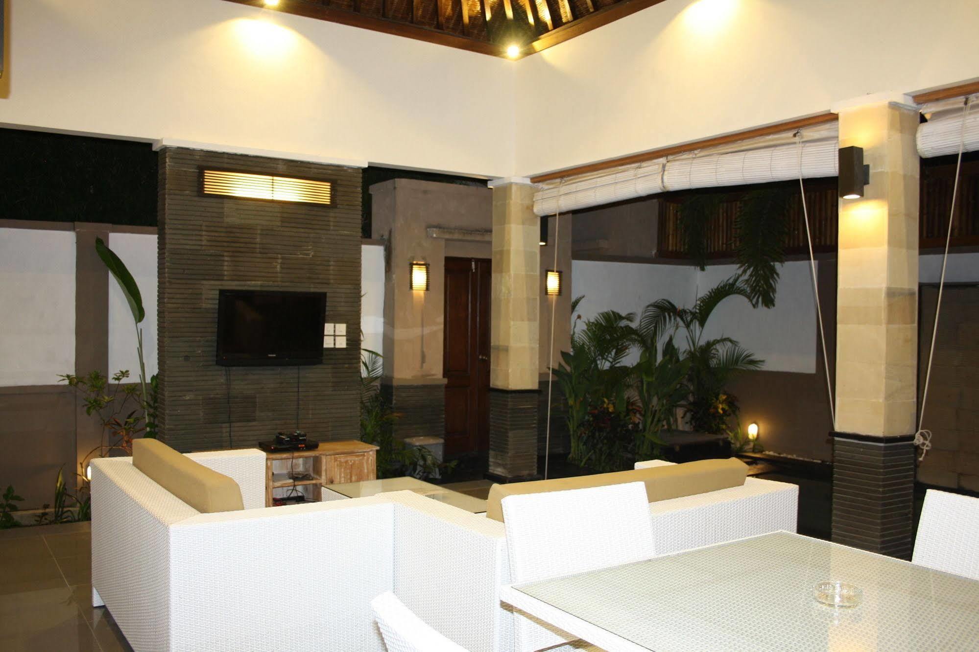 Gili Pearl Three Bedroom Villa Gili Trawangan Zewnętrze zdjęcie